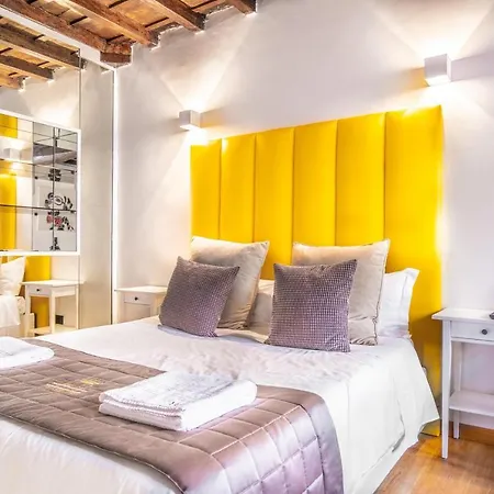 Dream Stay At The Trevi Fountain Apartments-3