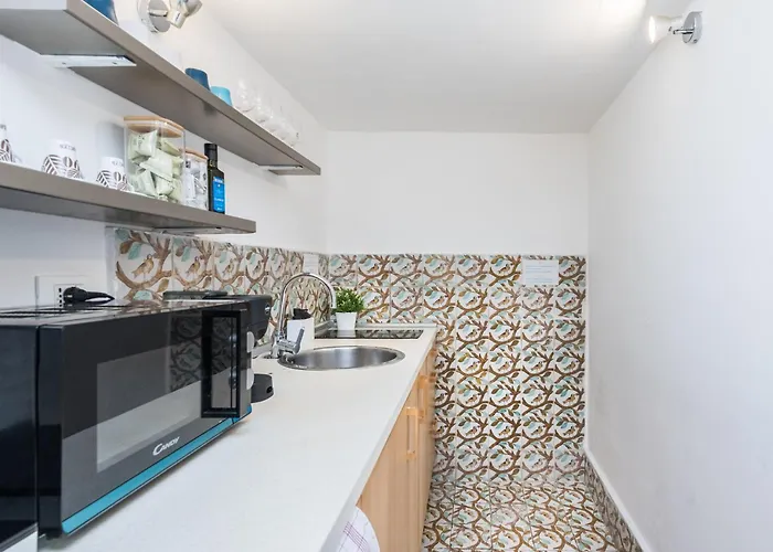 Authentic Trastevere Loft - Near Rome Historic Centre