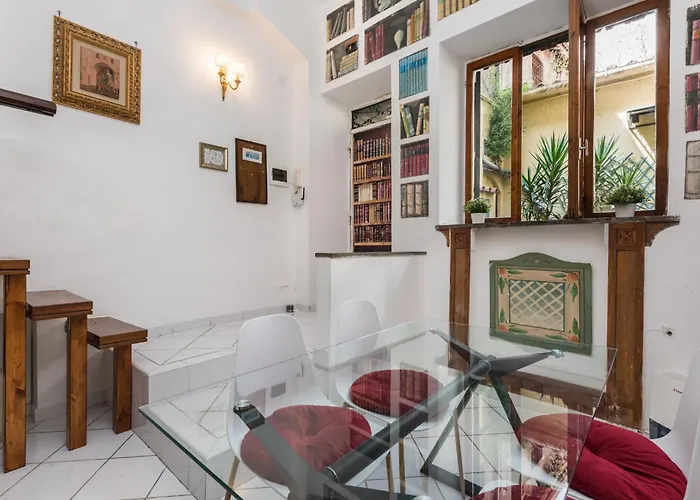 Authentic Trastevere Loft - Near Rome Historic Centre